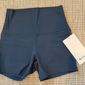 LULULEMON BNWT Align High Rise 4in Short  Size 4
